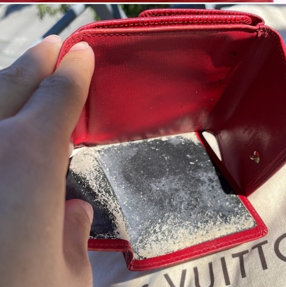 Louis Vuitton Red Epi Leather Compact Snap Wallet - Picture 14 of 16